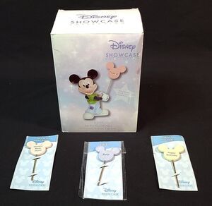 Precious Moments "JUST FOR YOU" (Mickey) Disney Showcase Figurine 113707, Extras